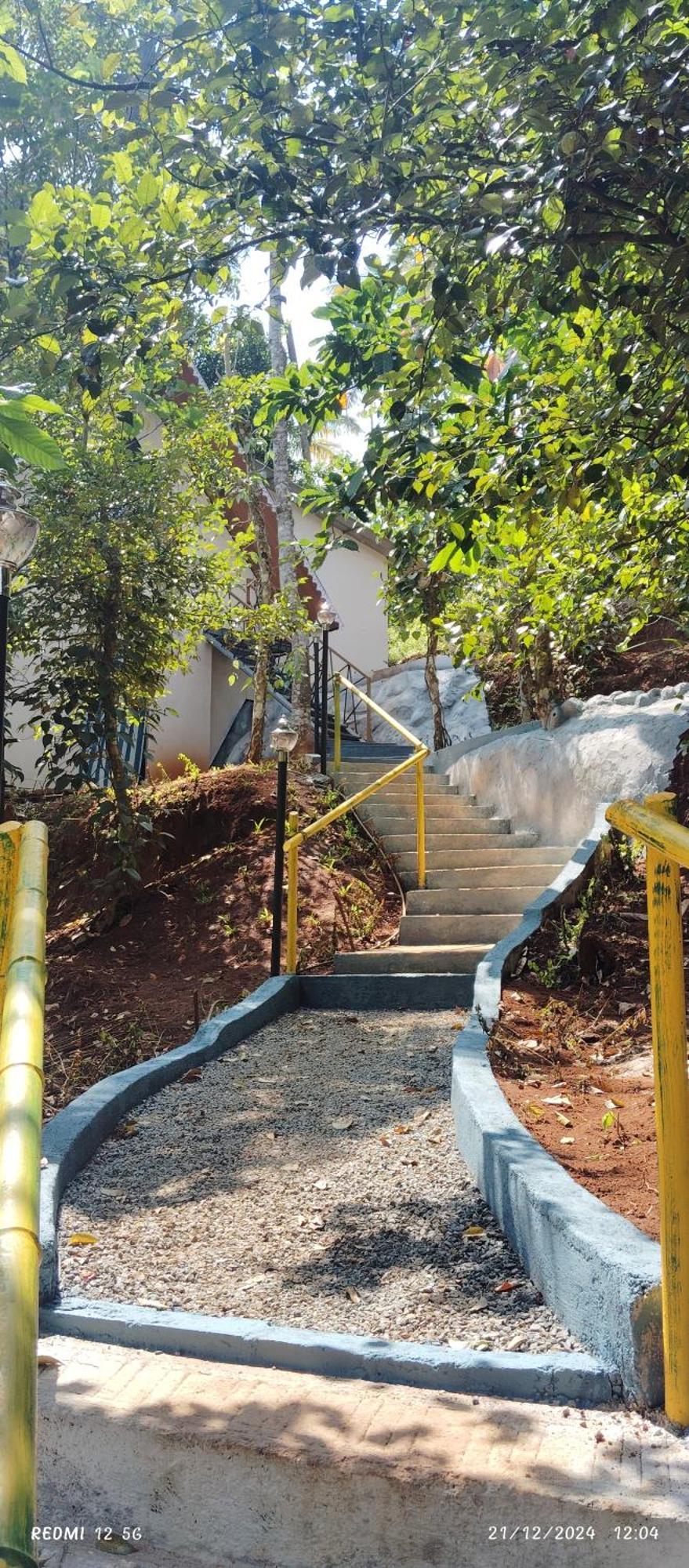 Hostal Wood Castle Munnar Exterior foto