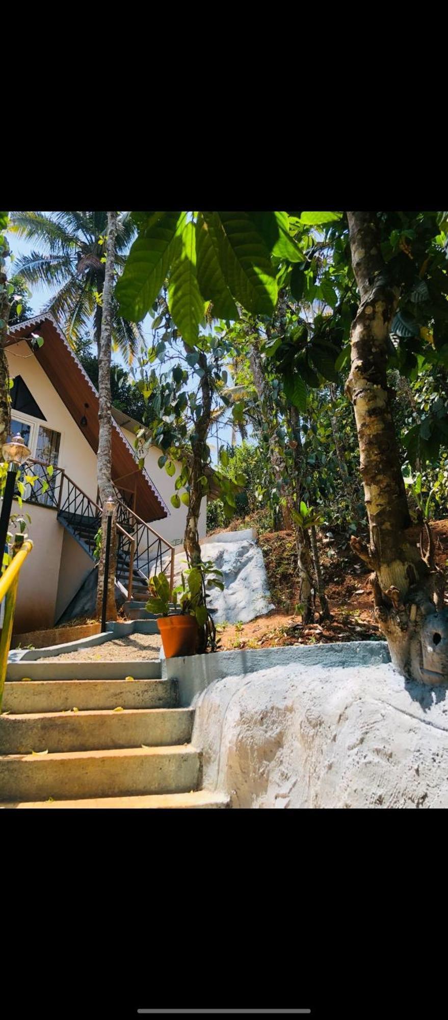 Hostal Wood Castle Munnar Exterior foto